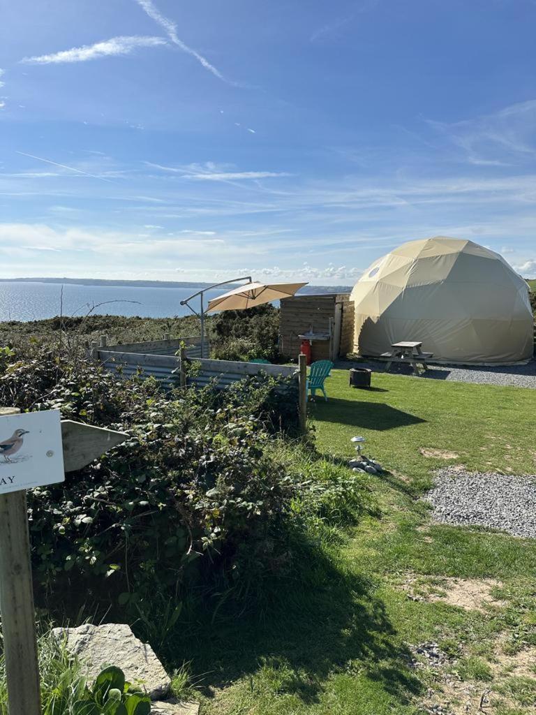 Geodome With Sea Views Near *