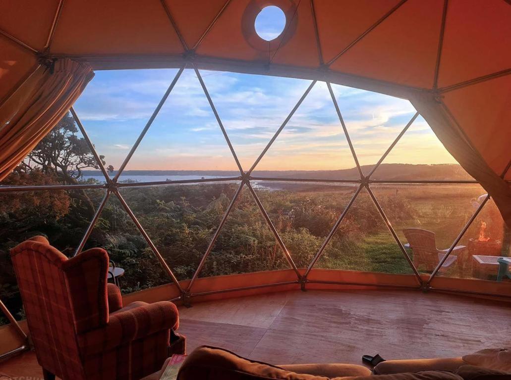Geodome With Sea Views Near * Pendine