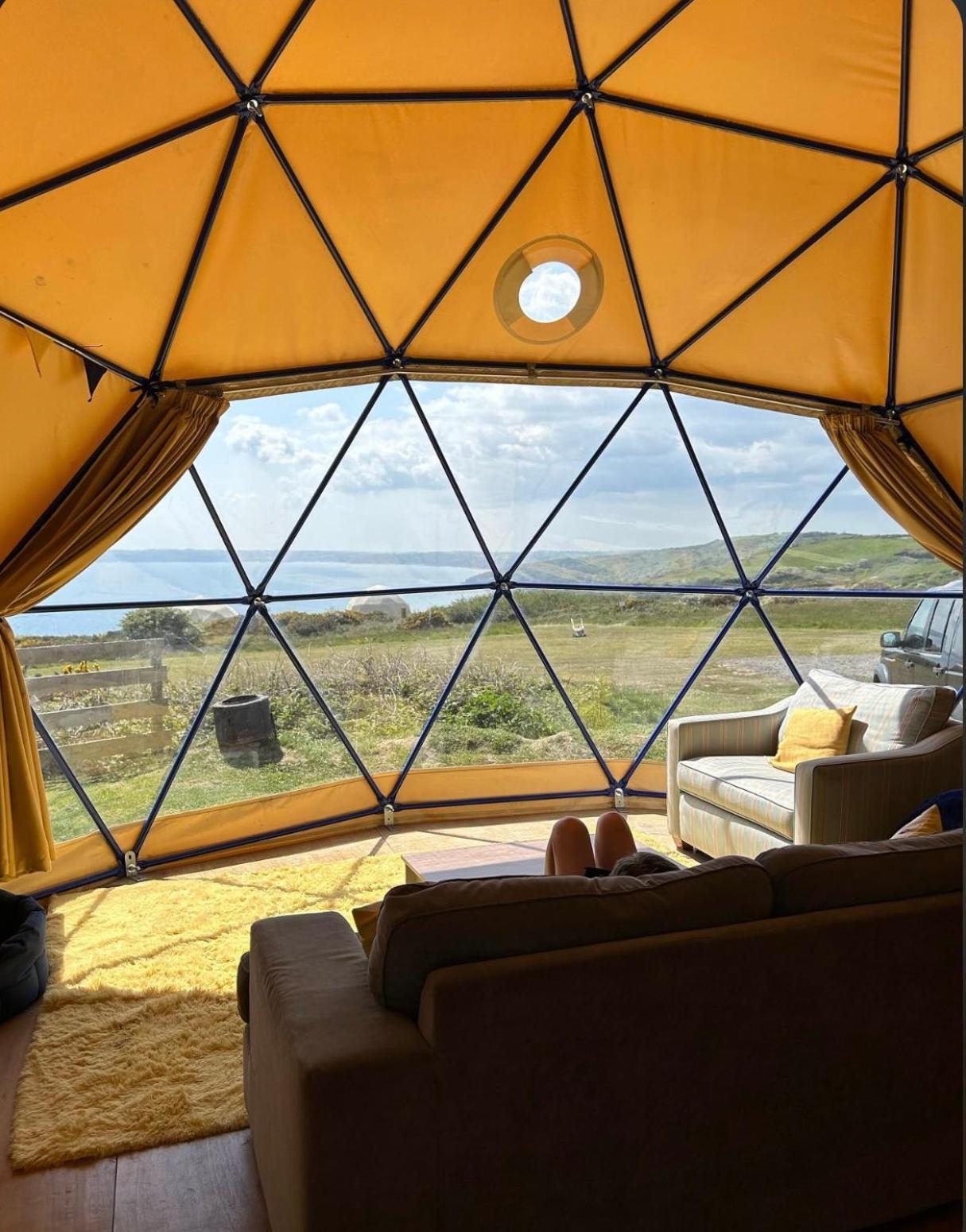 Geodome With Sea Views Near *
