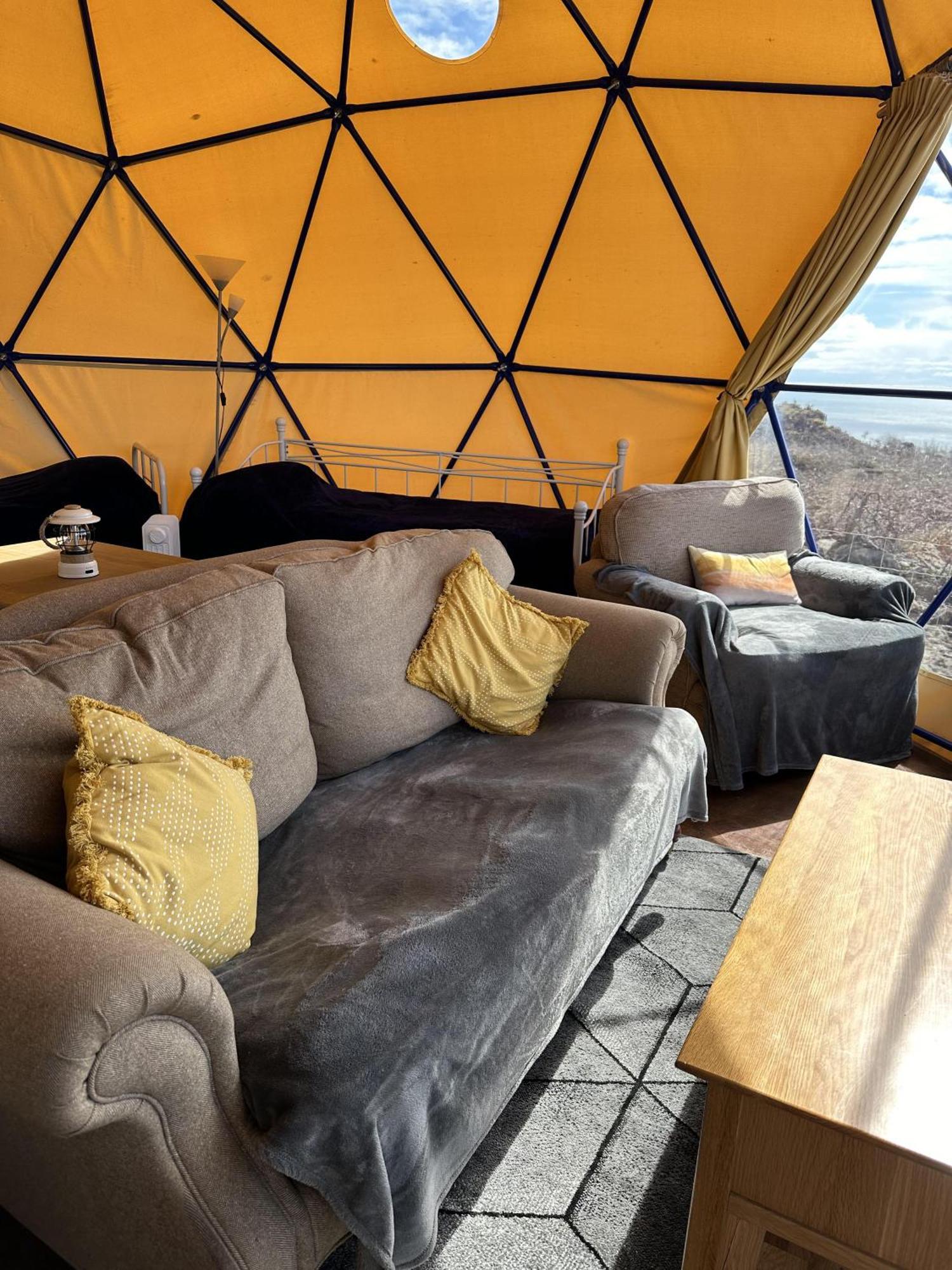 Geodome With Sea Views Near *