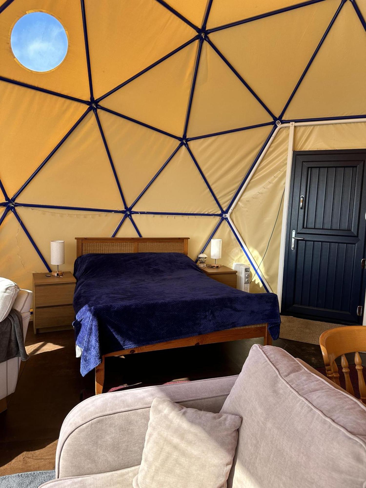 Geodome With Sea Views Near * Pendine